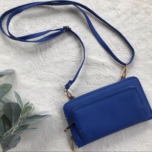 NWOT Brandless Blue Beauty Crossbody Purse